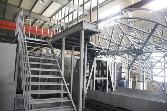 खरीदें Energy Saving Shuttle Type Rotomoulding Machine  PLC Control System  Professional machinery for making water tanks. ऑनलाइन निर्माण