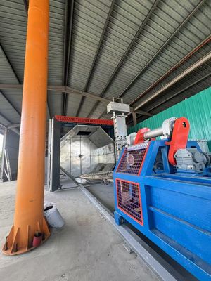 खरीदें Automatic Shuttle Rotomolding Machine Producing Water Tanks Energy Saving ऑनलाइन निर्माण