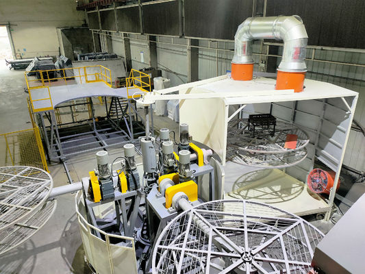 प्लास्टिक शटल रोटोमोल्डिंग मशीन पॉलीथीन 1000L क्षमता 0.5-3Rpm मोल्ड रोटेशन गति