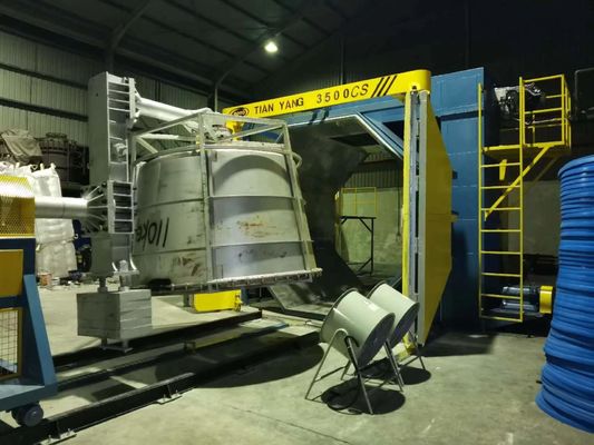 Plastic Product Making Machine Shuttle Rotomolding Machine In China 3500 Automatic Plastic Molding Machine